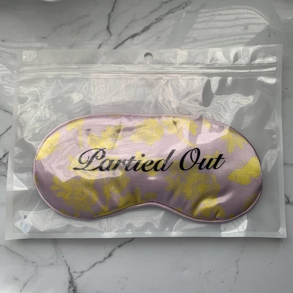Partied Out Sleep‎ Mask Lavender Fizz Satin Eye Mask - Picture 1 of 4